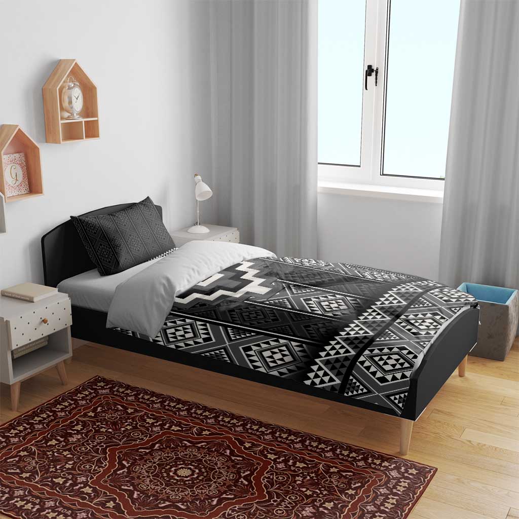 Black Taniko Aotearoa Bedding Set Niho Taniwha Mix Poutama - Vibe Hoodie Shop