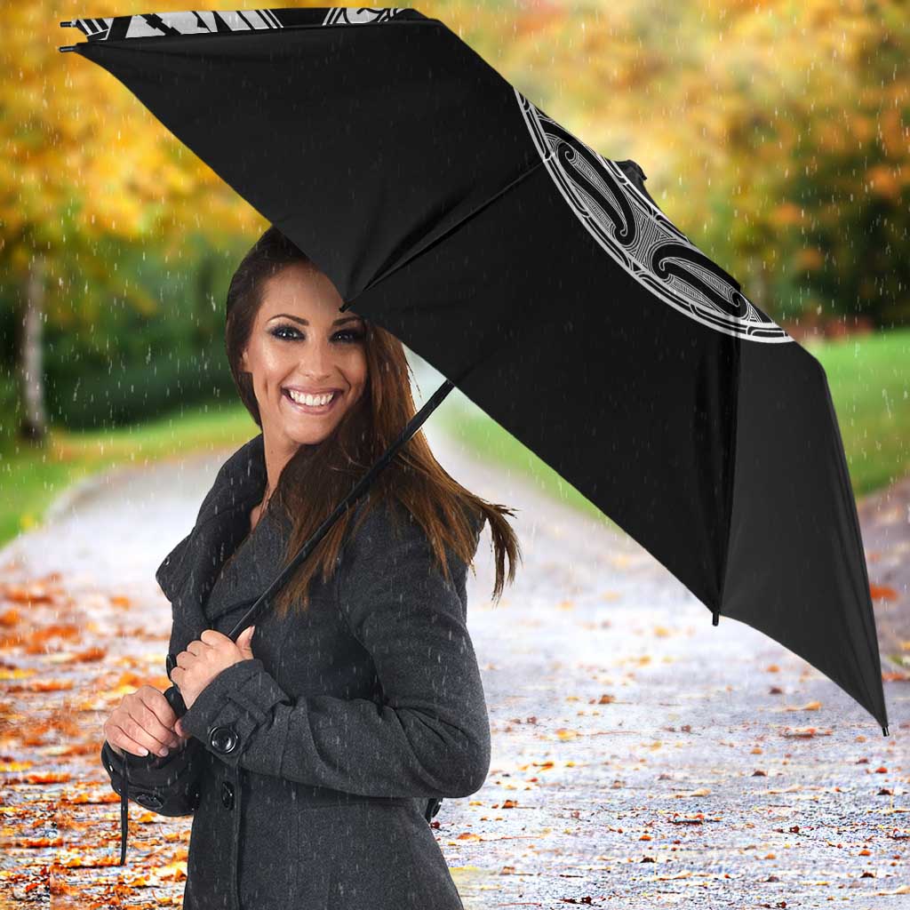 Kia Kaha Te Reo Maori New Zealand Umbrella 50th Anniversary Ake Ake Ake - Vibe Hoodie