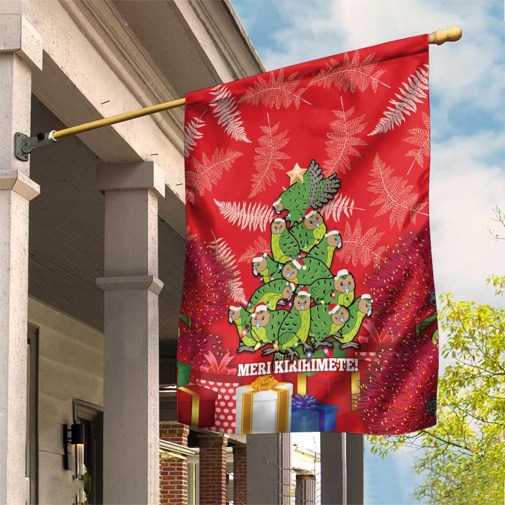 Kakapo New Zealand Christmas Garden Flag Meri Kirihimete Pohutukawa - Red Color - Vibe Hoodie Shop