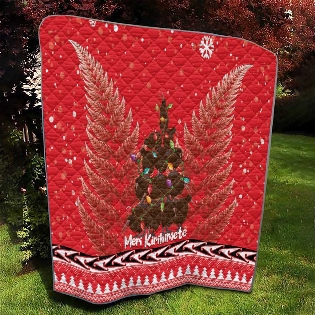 Kiwi New Zealand Christmas Quilt Meri Kirihimete Silver Fern - Red Color - Vibe Hoodie Shop