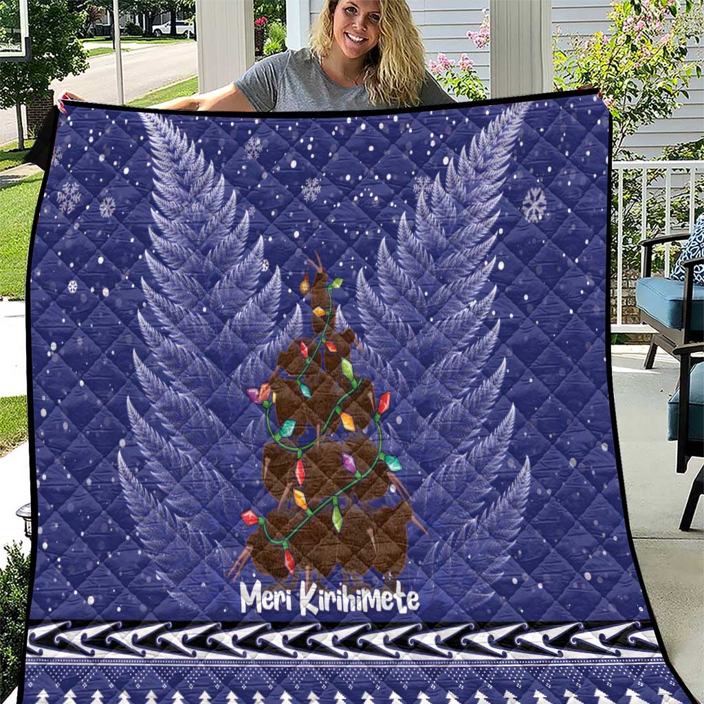 Kiwi New Zealand Christmas Quilt Meri Kirihimete Silver Fern - Blue Color - Vibe Hoodie Shop