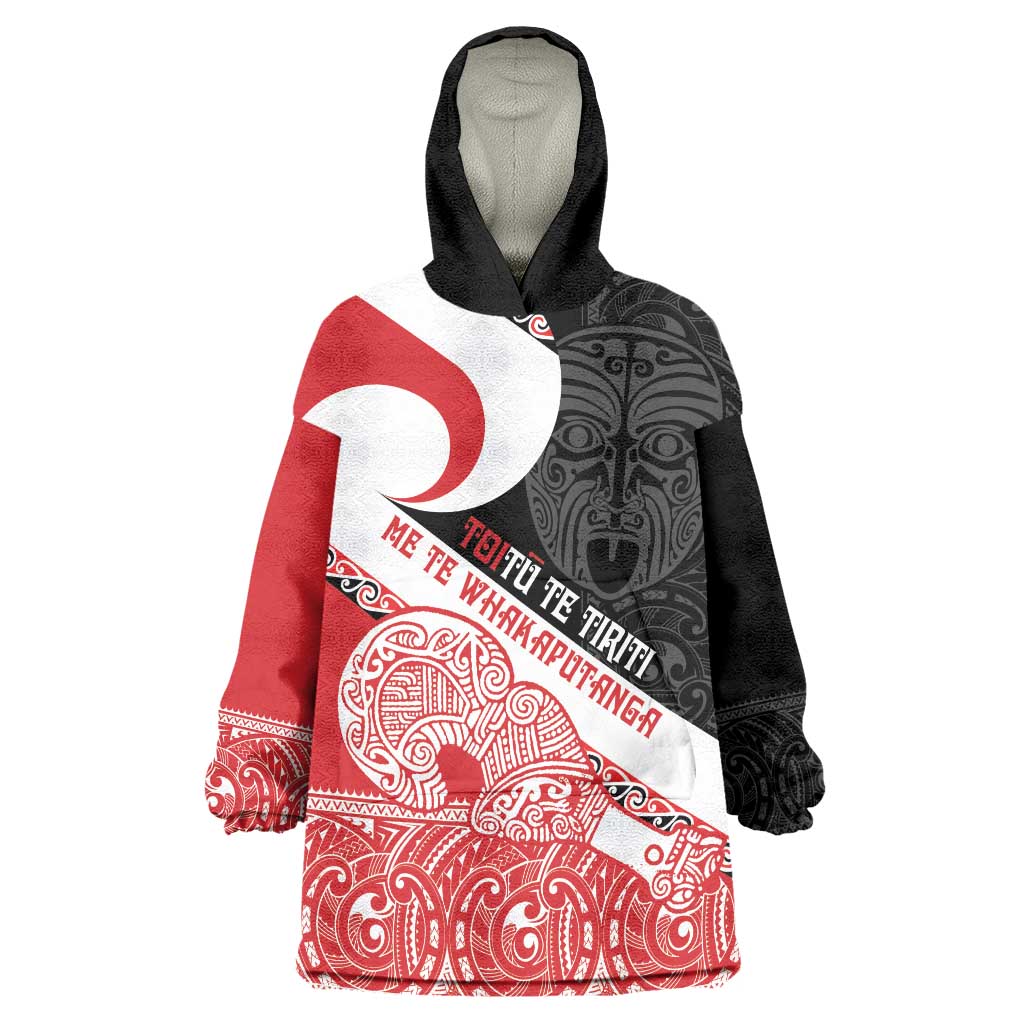 Toitu Te Tiriti Me Te Whakaputanga Wearable Blanket Hoodie Maori Wahaika With Haka Face - Vibe Hoodie Shop