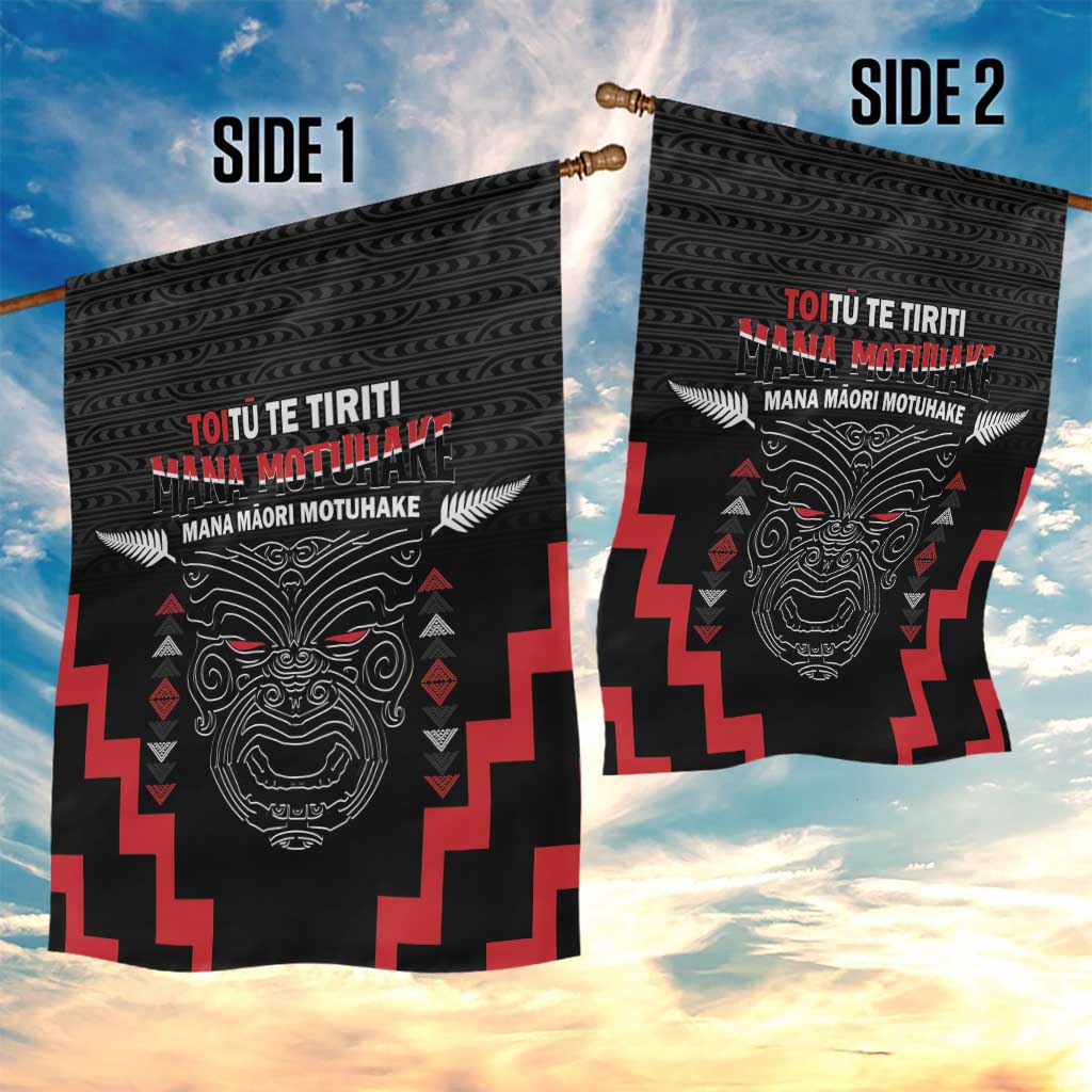 Toitu Te Tiriti Mana Maori Motuhake Garden Flag Aotearoa Haka Face Mix Poutama Art - Vibe Hoodie Shop