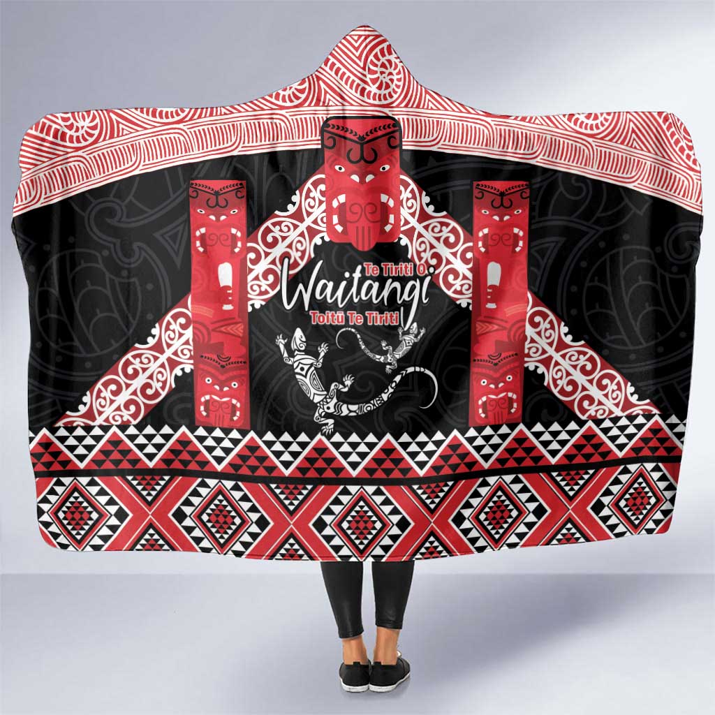 Toitu Te Tiriti O Waitangi Hooded Blanket Maori Wharenui With Taniko Motifs