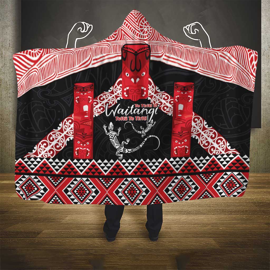 Toitu Te Tiriti O Waitangi Hooded Blanket Maori Wharenui With Taniko Motifs