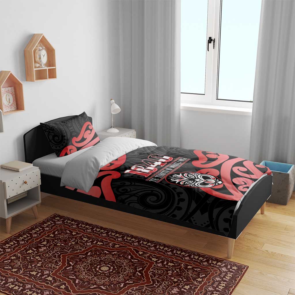 New Zealand 1840 Waitangi Day Bedding Set Aotearoa Haka Mask - Red Version - Vibe Hoodie Shop