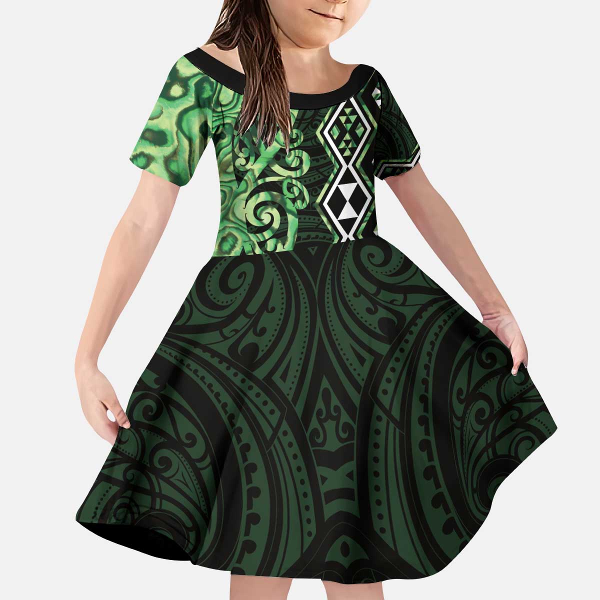 Green Aotearoa Kid Short Sleeve Dress Taniko Motifs With Paua Shell Kowhaiwhai - Vibe Hoodie Shop