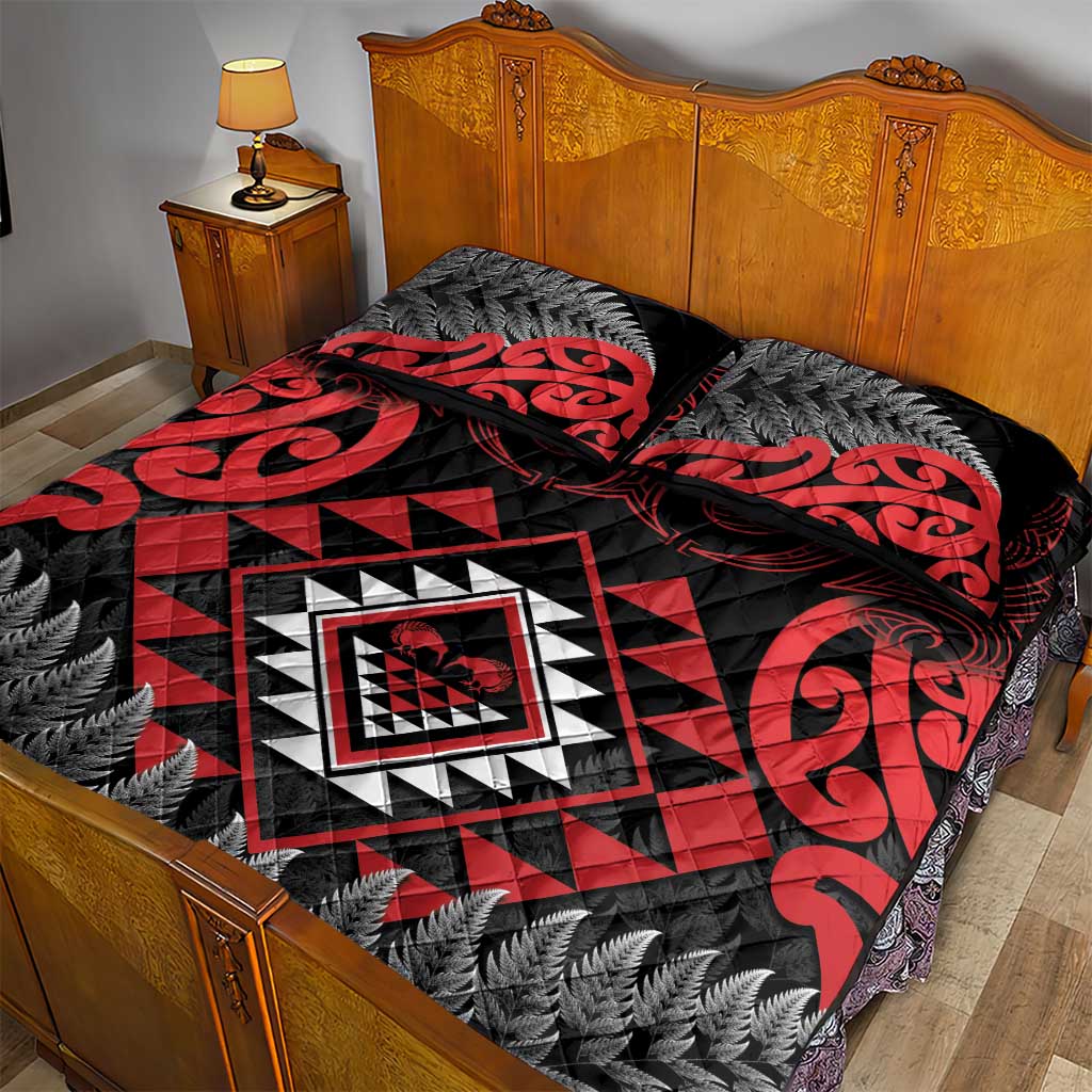 Aotearoa Kiwi Taniko Quilt Bed Set Silver Fern With Maori Koru Pattern - Vibe Hoodie Shop