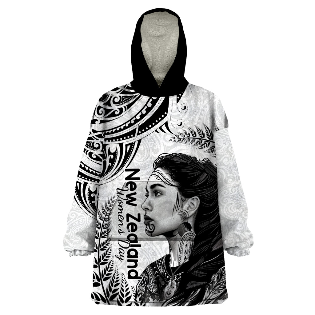 New Zealand Women's Day Wearable Blanket Hoodie Aotearoa Kia Whakapumau Te Mana Wahine - Vibe Hoodie Shop