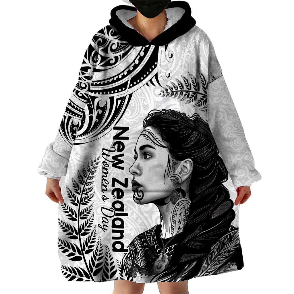 New Zealand Women's Day Wearable Blanket Hoodie Aotearoa Kia Whakapumau Te Mana Wahine - Vibe Hoodie Shop