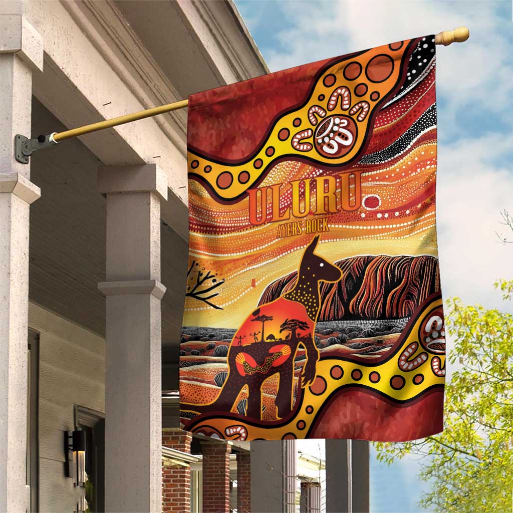 Northern Territory Uluru Garden Flag Ayers Rock Kangaroo Aboriginal Art - Vibe Hoodie Shop