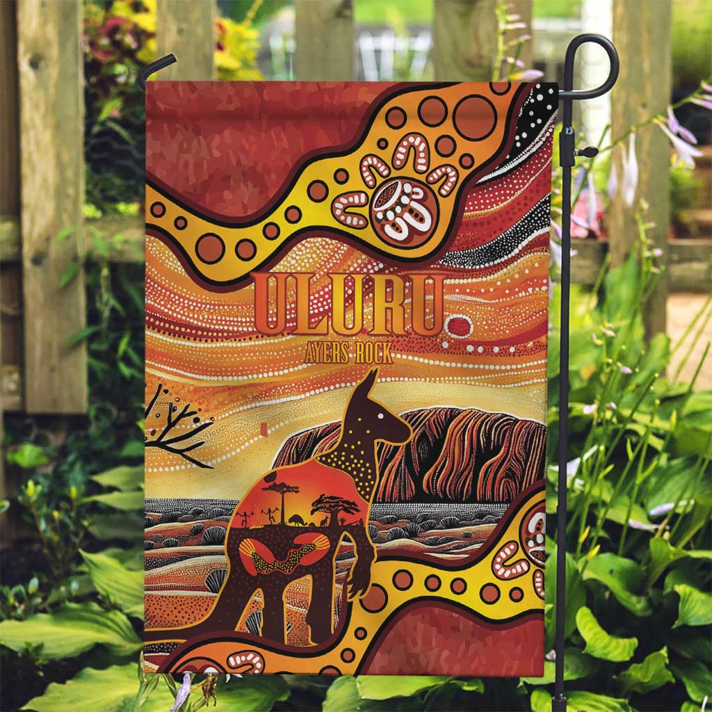 Northern Territory Uluru Garden Flag Ayers Rock Kangaroo Aboriginal Art - Vibe Hoodie Shop