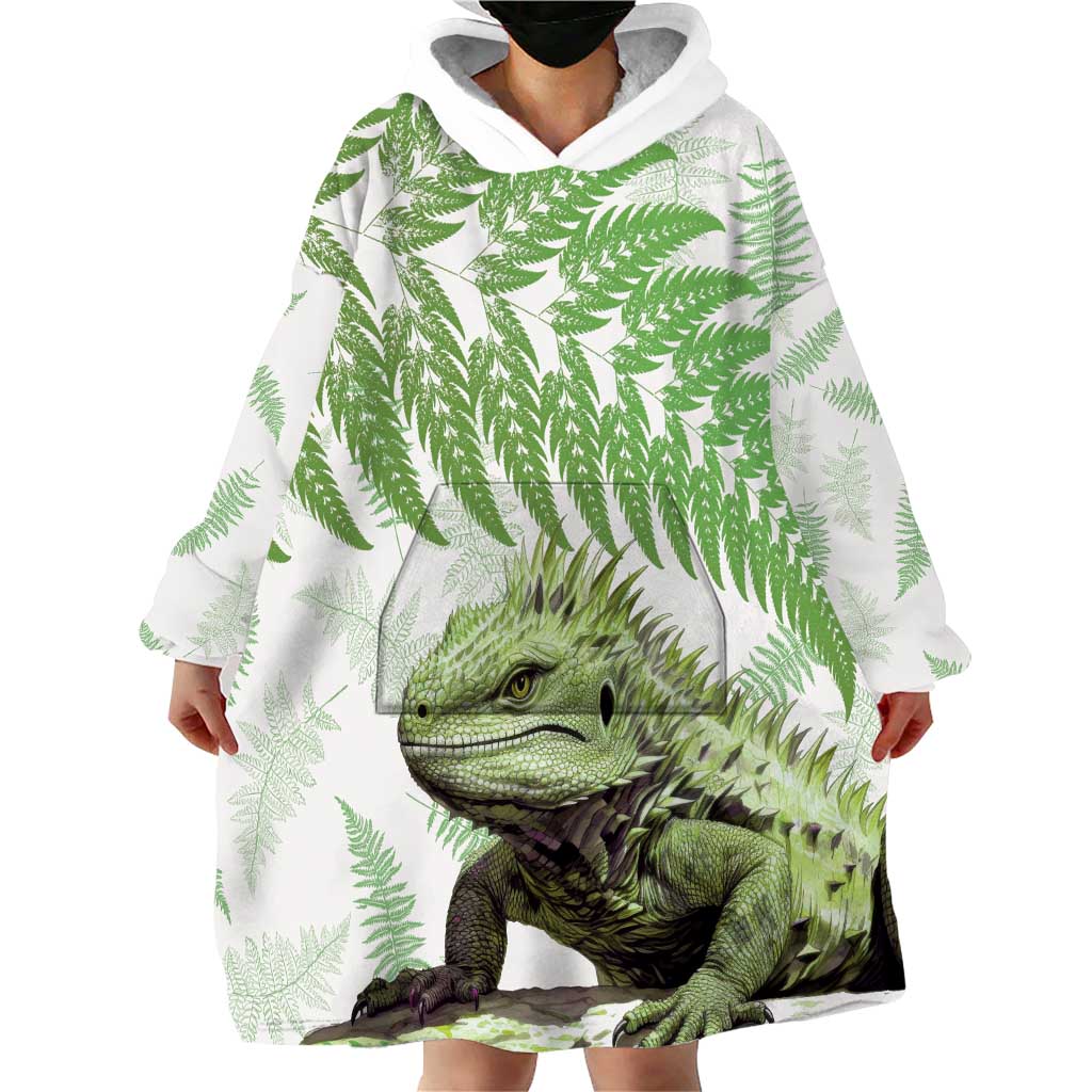 Green New Zealand Tuatara Wearable Blanket Hoodie Aotearoa Sphenodon Punctatus Silver Fern - Vibe Hoodie Shop