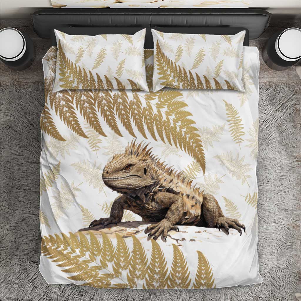 Gold New Zealand Tuatara Bedding Set Aotearoa Sphenodon Punctatus Silver Fern - Vibe Hoodie Shop