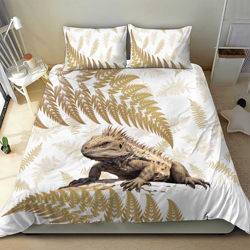 Gold New Zealand Tuatara Bedding Set Aotearoa Sphenodon Punctatus Silver Fern - Vibe Hoodie Shop