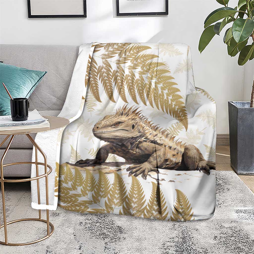 Gold New Zealand Tuatara Blanket Aotearoa Sphenodon Punctatus Silver Fern - Vibe Hoodie Shop