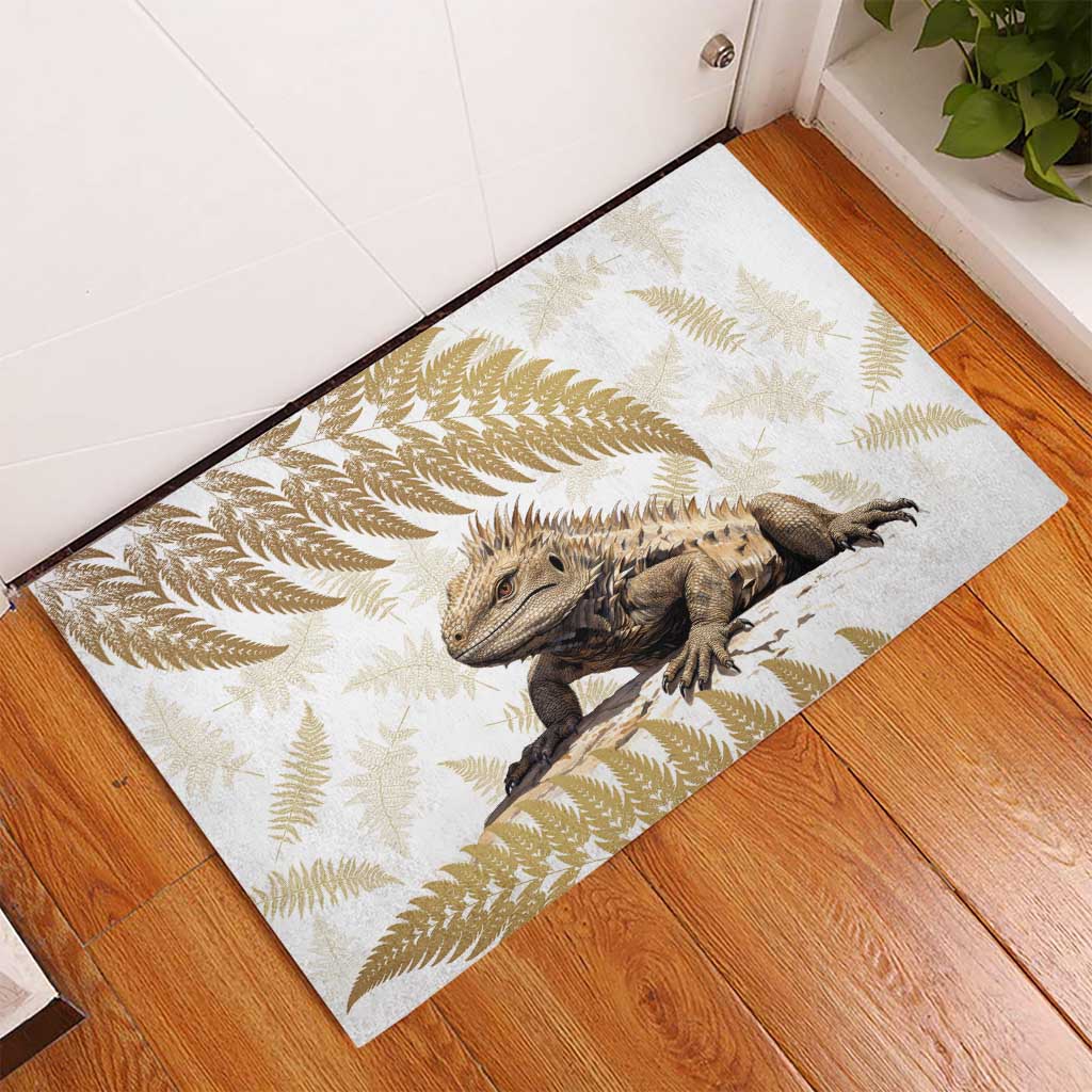 Gold New Zealand Tuatara Rubber Doormat Aotearoa Sphenodon Punctatus Silver Fern