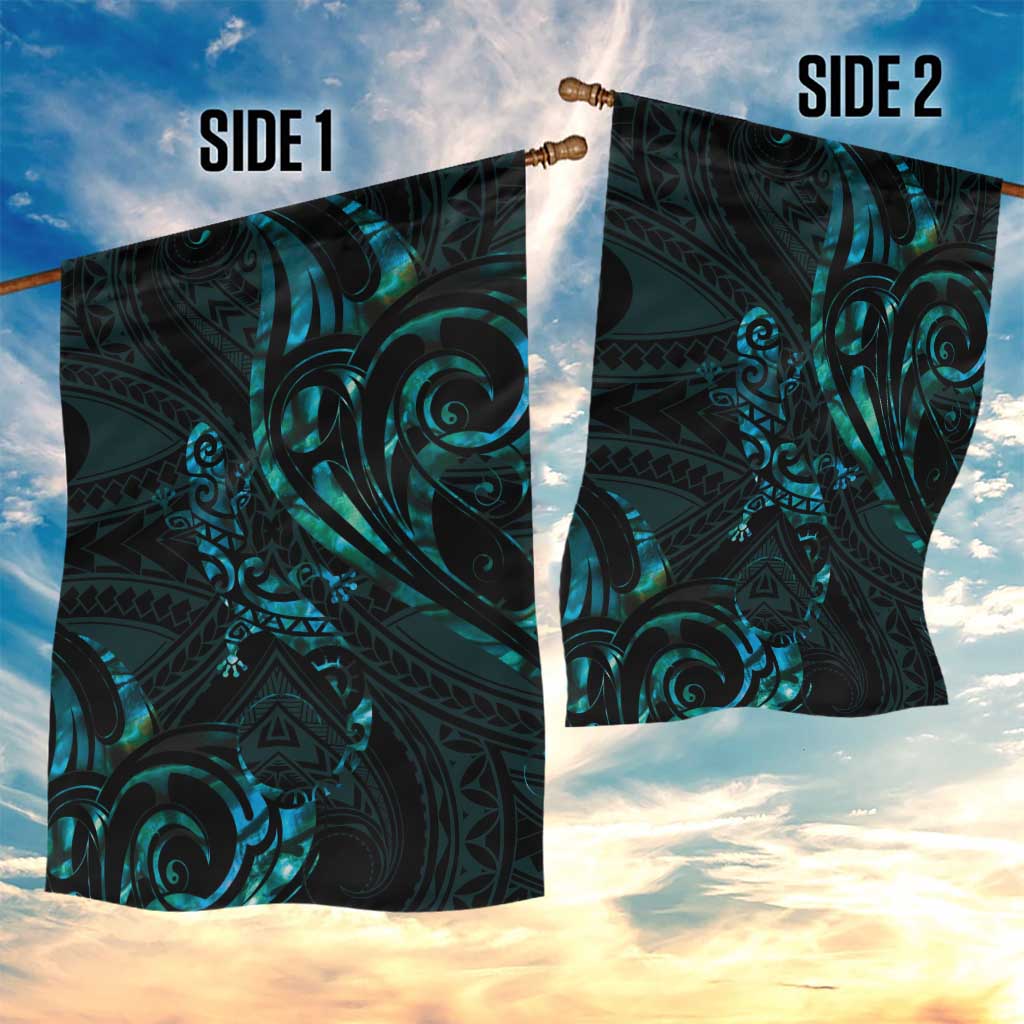 New Zealand Skink Garden Flag Aotearoa Maori Mix Paua Shell - Vibe Hoodie Shop