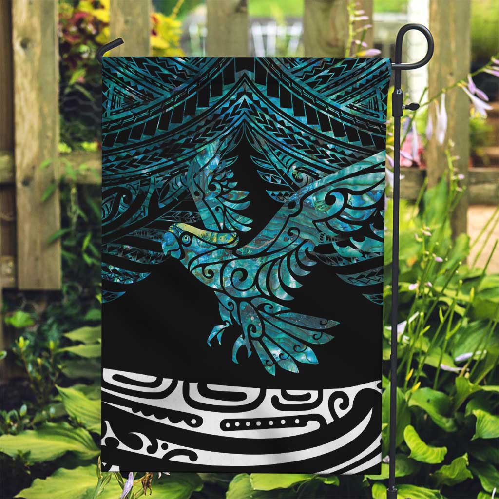 New Zealand Sulphur-crested Cockatoo Garden Flag Aotearoa Maori Mix Paua Shell - Vibe Hoodie Shop