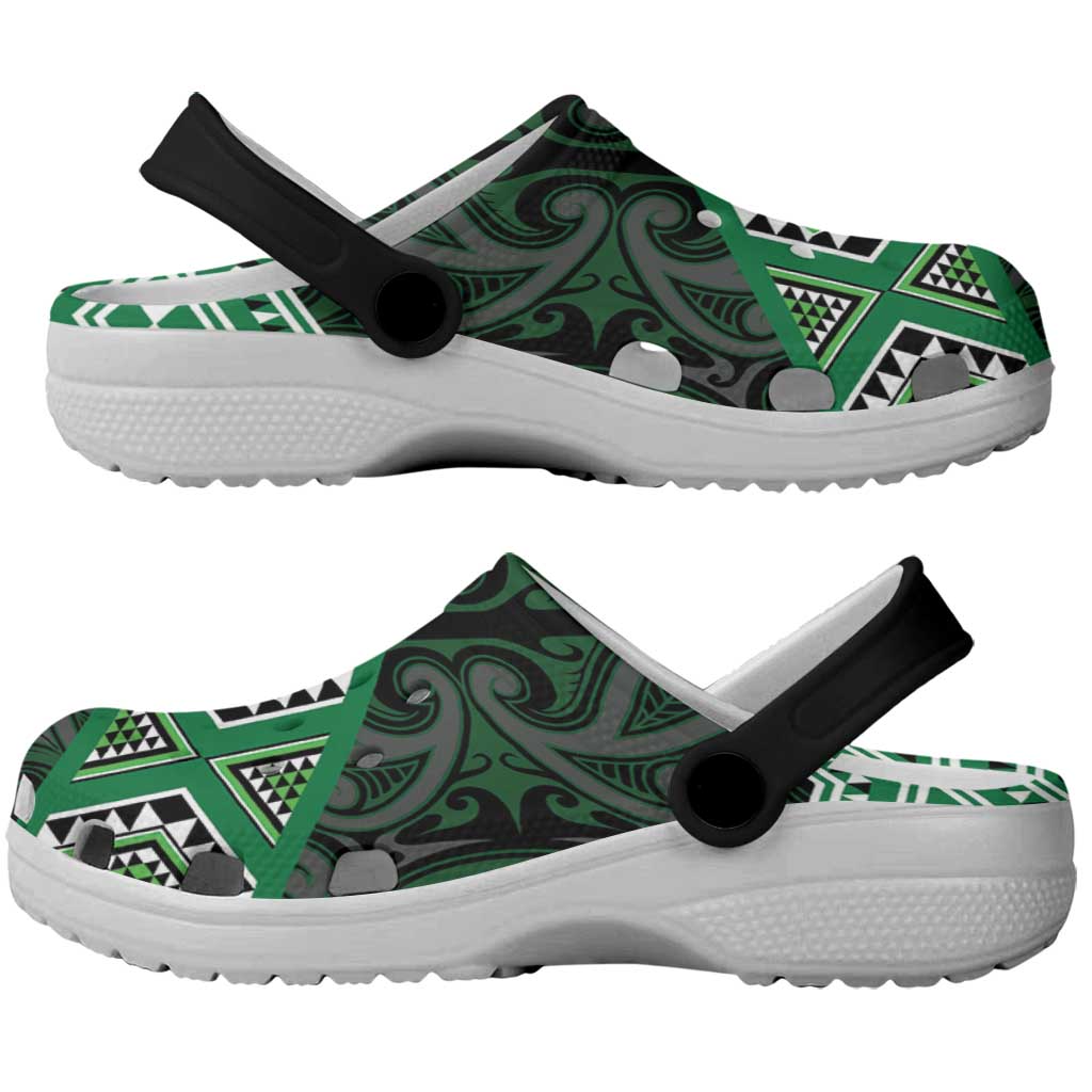 New Zealand Aotearoa Clogs Shoes Green Taniko Art Maori Pattern - Vibe Hoodie