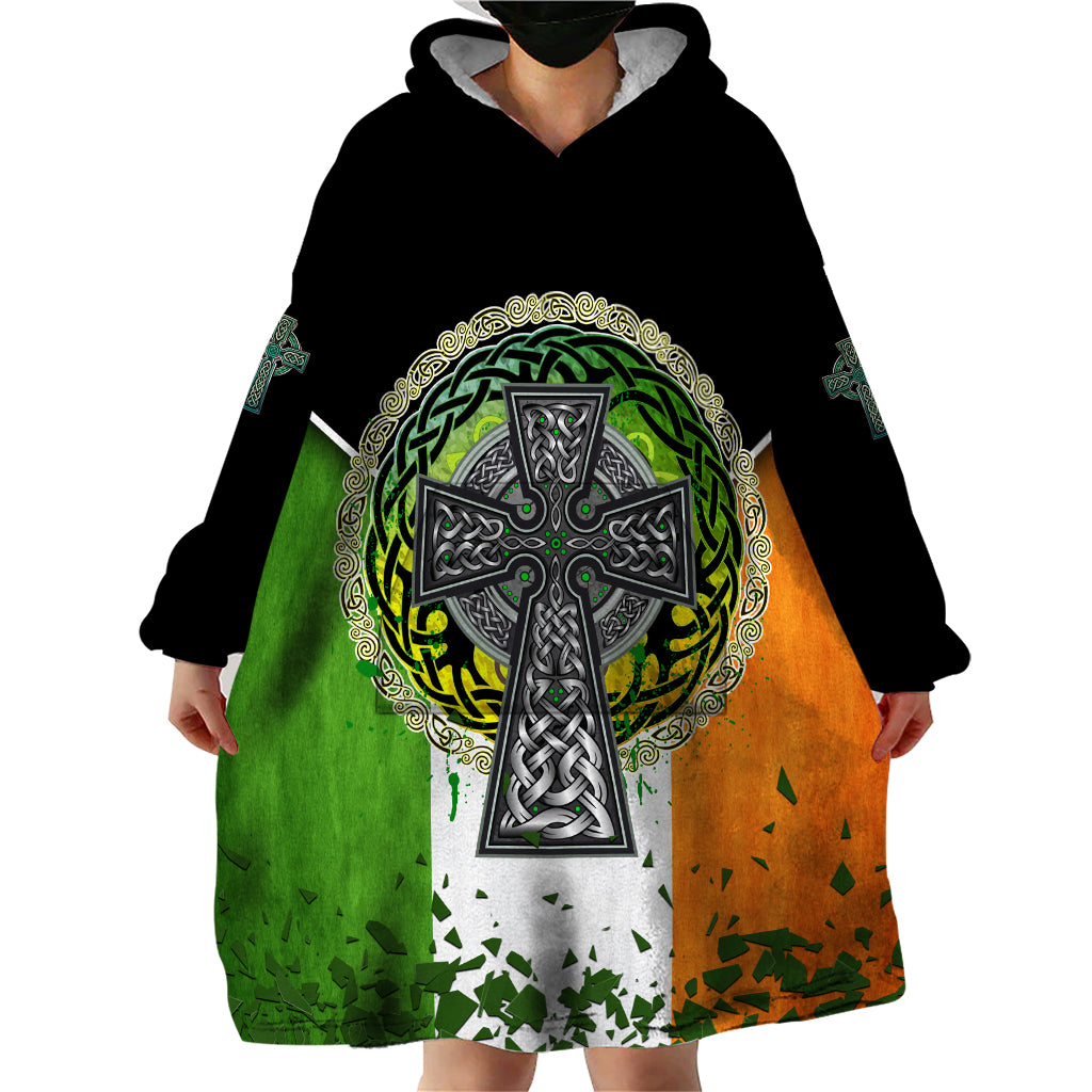 Irish Cross Mix With Shamrock Floral And Flag Wearable Blanket Hoodie - Vibe Hoodie Shop