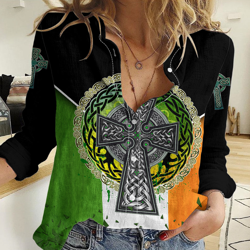 Irish Cross Mix With Shamrock Floral And Flag Women Casual Shirt - Vibe Hoodie Shop