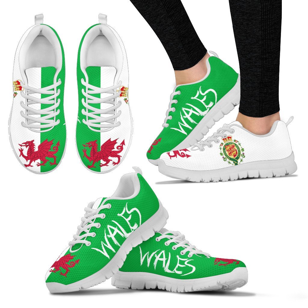 Wales Dragon In Coat Of Arms Men's / Women's Sneakers (Shoes) - Vibe Hoodie Shop