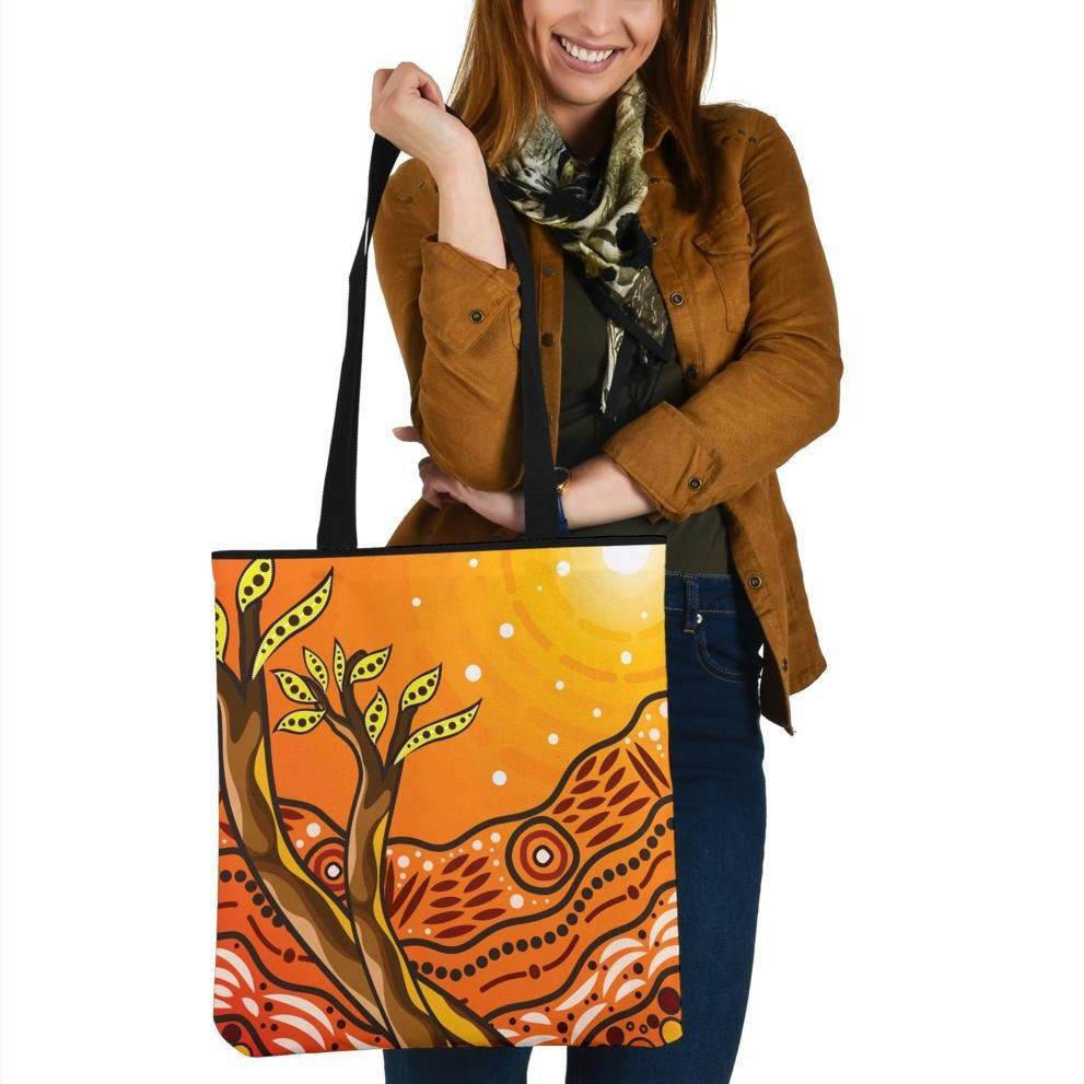 aboriginal-tote-bags-tree-on-the-hill