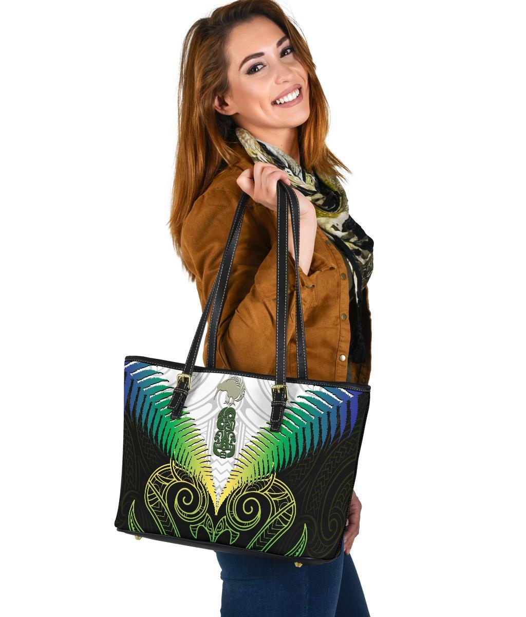 maori-manaia-new-zealand-small-leather-tote-rasta