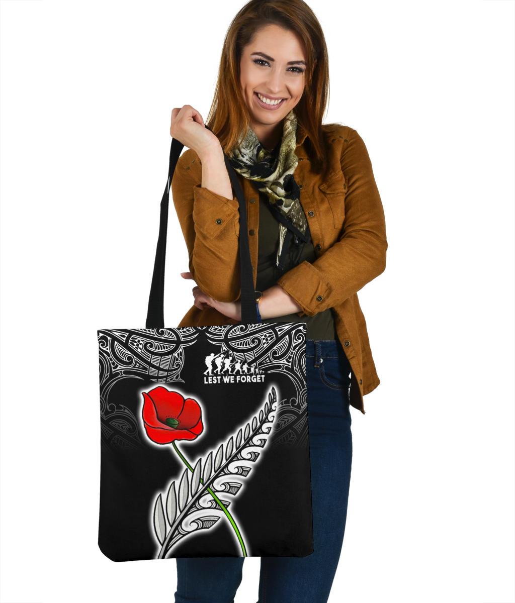 anzac-australia-and-new-zealand-tote-bag-poppy-fern-lest-we-forget