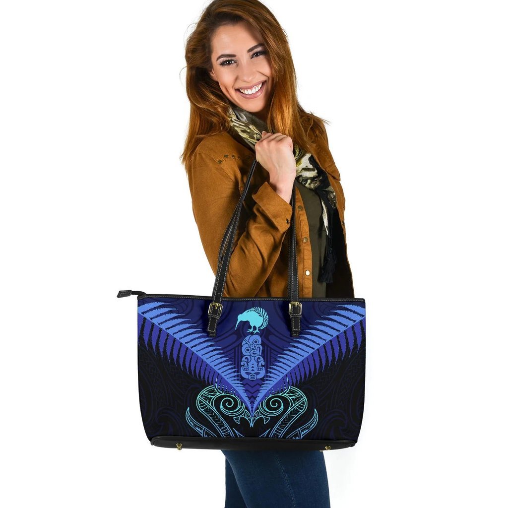 maori-manaia-new-zealand-large-leather-tote-blue