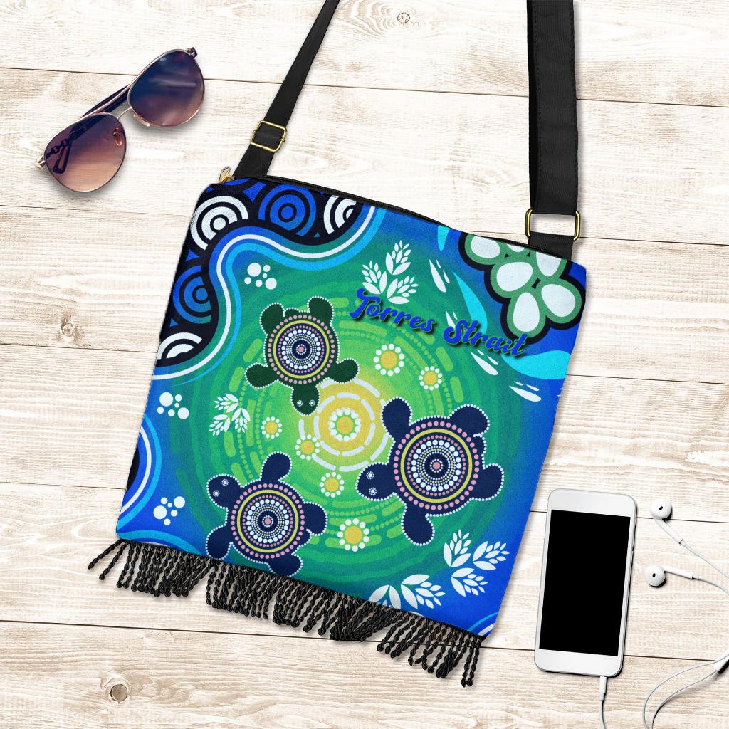 boho-australia-turtle-blue-sea