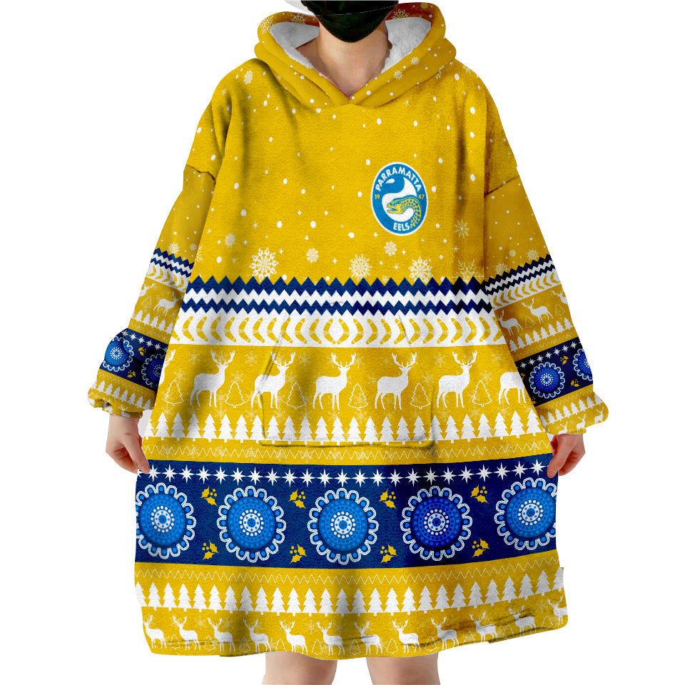 Eels Rugby Wearable Blanket Hoodie Christmas Parramatta Gold - Vibe Hoodie Shop