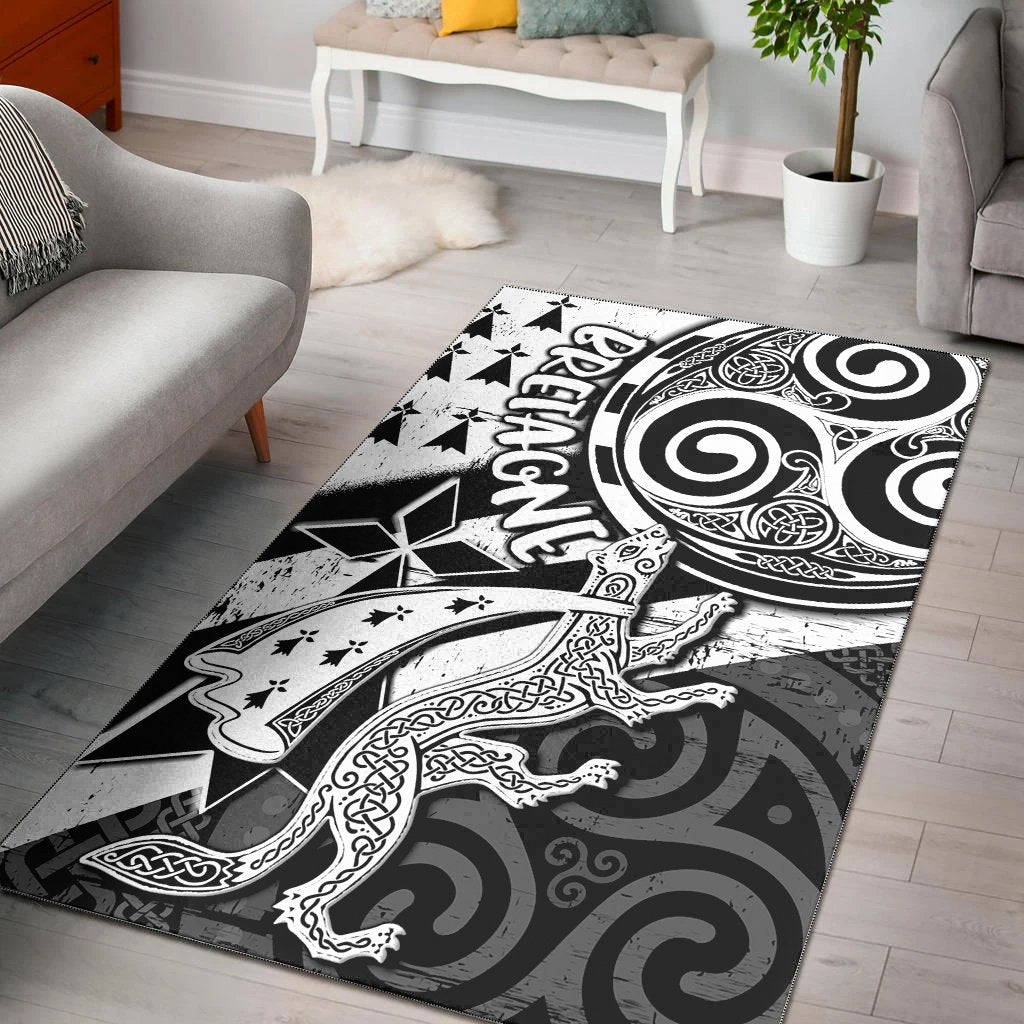 Bretagne Area Rug - Brittany Ermine With Celtic Triskelion V2 - Vibe Hoodie Shop