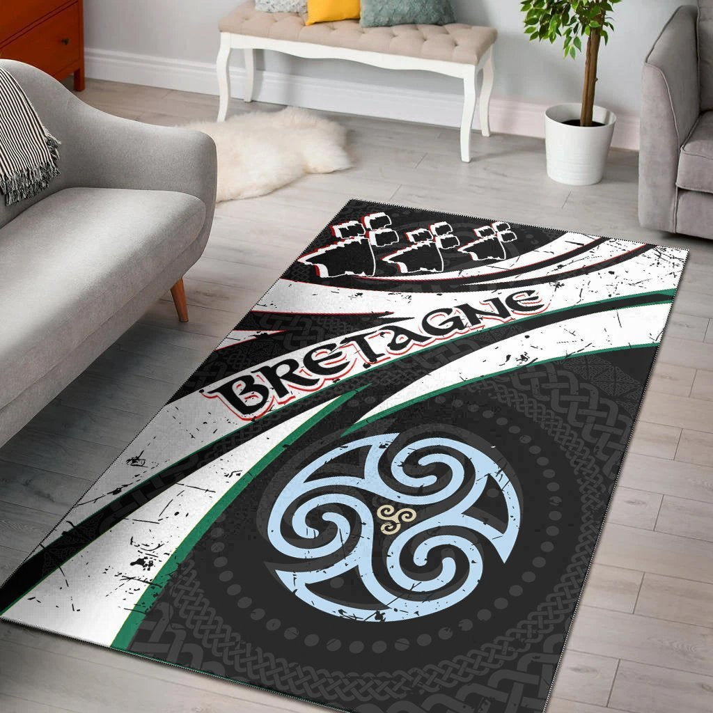 Brittany Grunge Style Area Rug - Bretagne Ermine with Celtic Triskele - Vibe Hoodie Shop