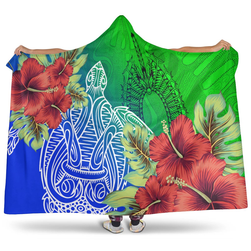 torres-strait-islanders-hoodie-blanket-ocean-hibiscus