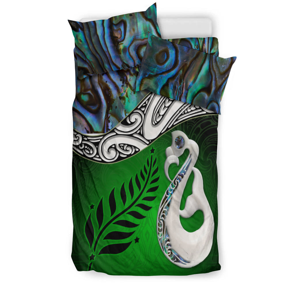 New Zealand Maori Bedding Set Silver Fern - Manaia Paua Shell Glitter Green LT4 - Vibe Hoodie Shop