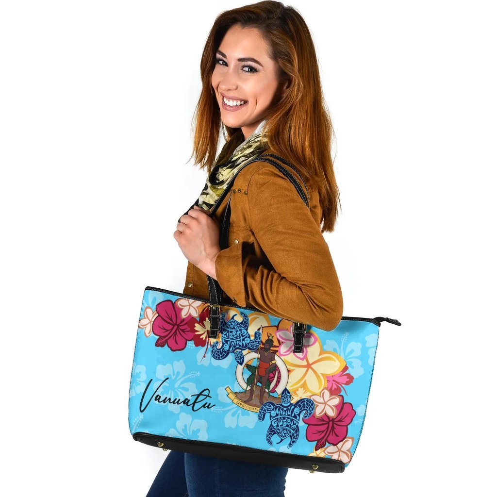 vanuatu-leather-tote-tropical-style