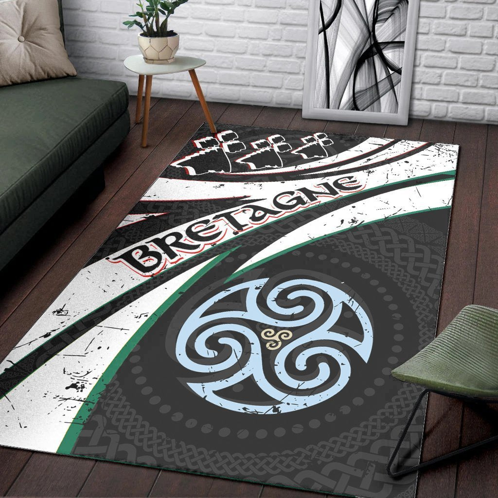 Brittany Grunge Style Area Rug - Bretagne Ermine with Celtic Triskele - Vibe Hoodie Shop