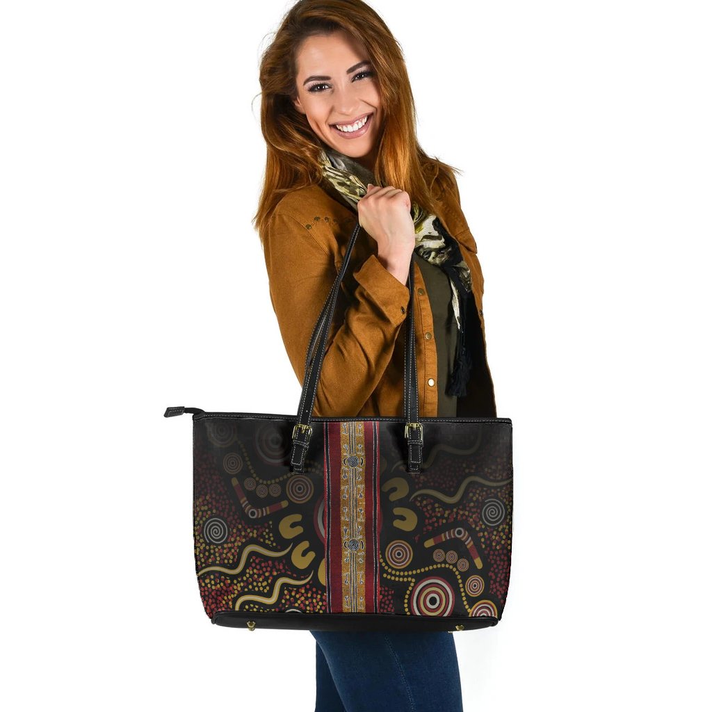 leathe-tote-bag-aboriginal-dot-panting-art-stripe-lines