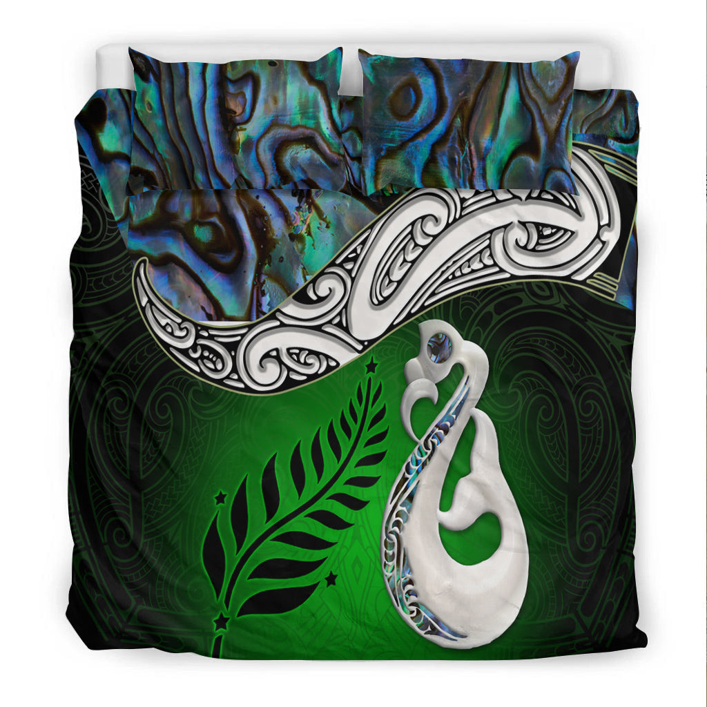 New Zealand Maori Bedding Set Silver Fern - Manaia Paua Shell Glitter Green LT4 - Vibe Hoodie Shop