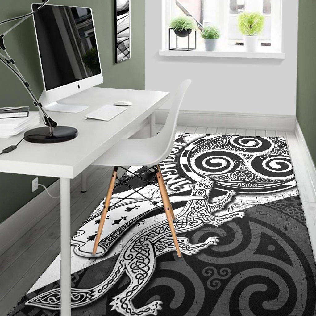 Celtic Bretagne Area Rug - Brittany Ermine With Celtic Triskelion V1 - Vibe Hoodie Shop