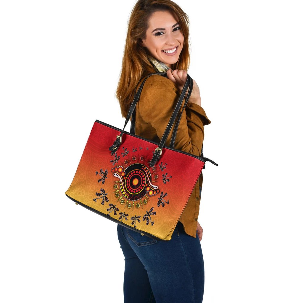 aboriginal-leather-tote-bag-circle-pattern