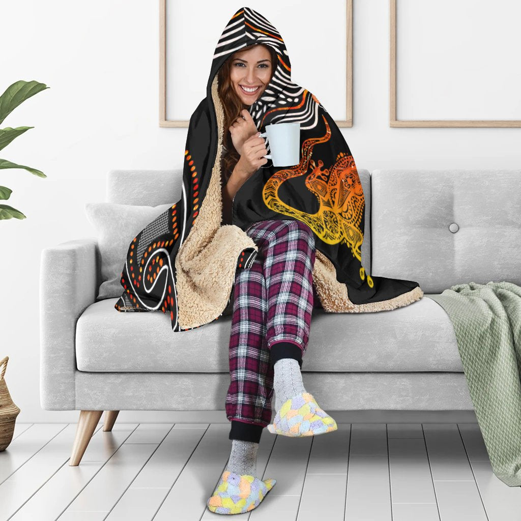 aboriginal-hooded-blanket-lizard-sunshine