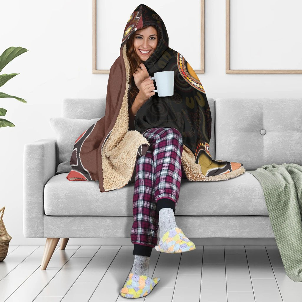 hoodie-blankets-aboriginal-snake-with-dot-painting