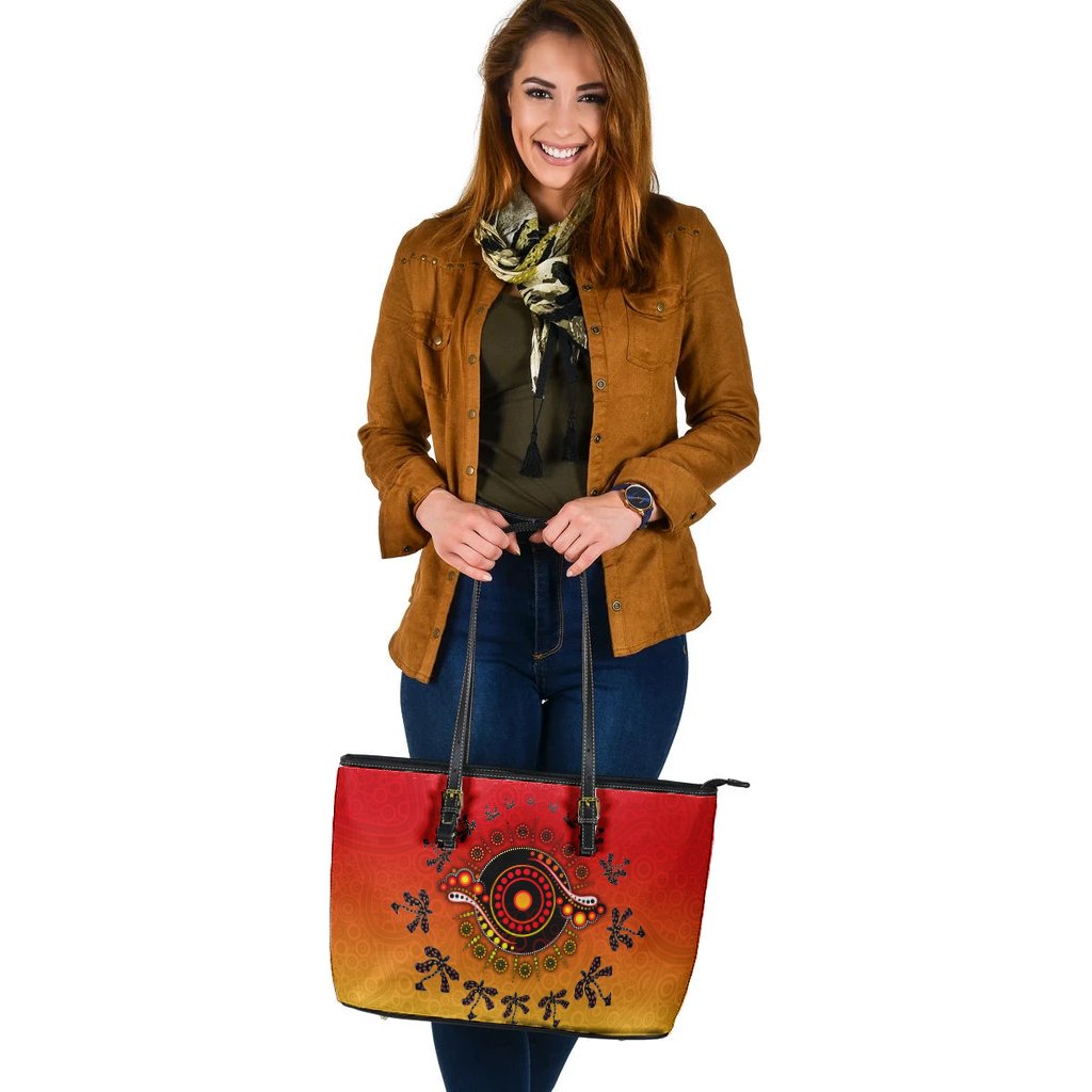aboriginal-leather-tote-bag-circle-pattern