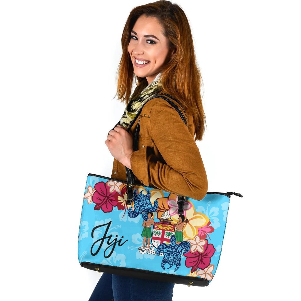 fiji-leather-tote-tropical-style