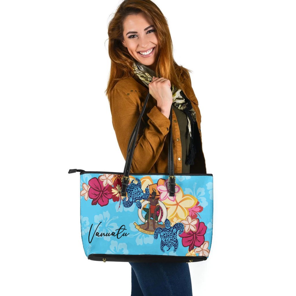 vanuatu-leather-tote-tropical-style