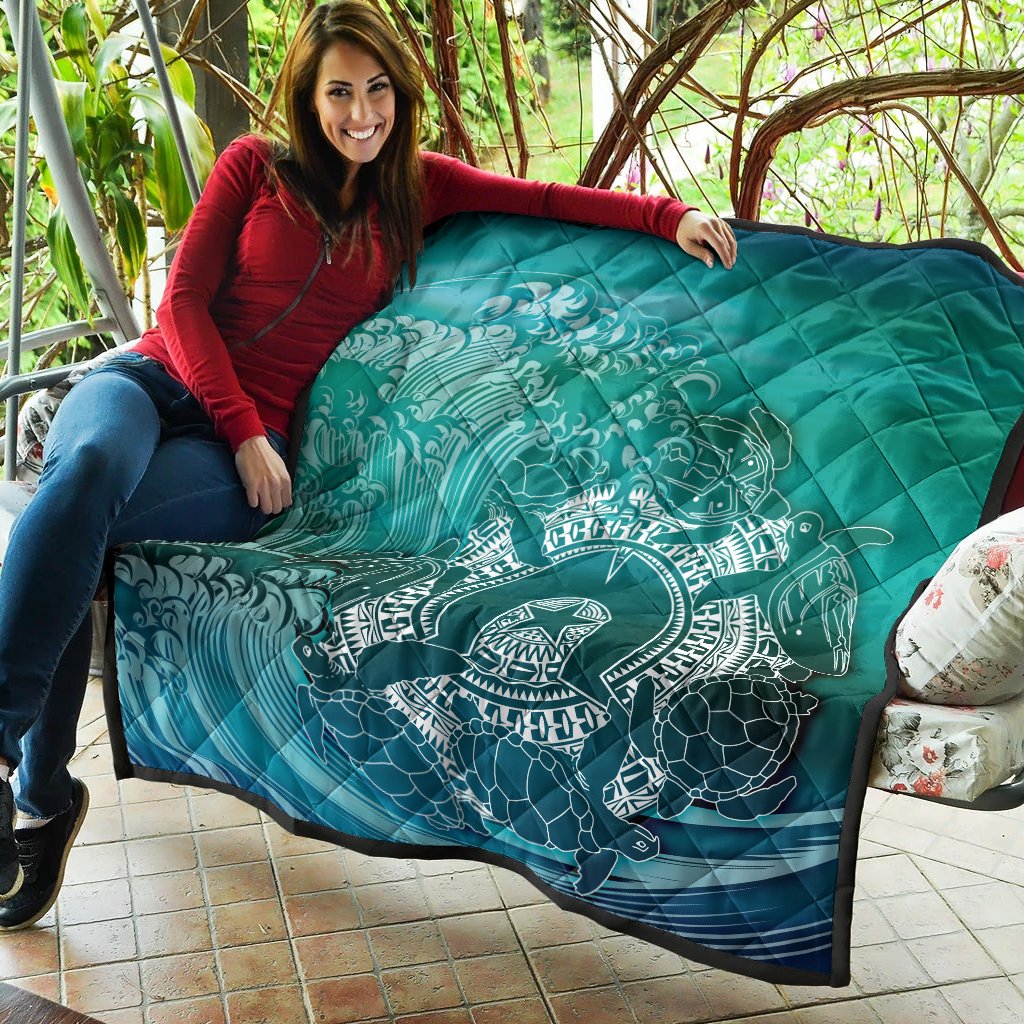 Aboriginal Premium Quilt, Torres Strait Islands in Wave - Vibe Hoodie Shop