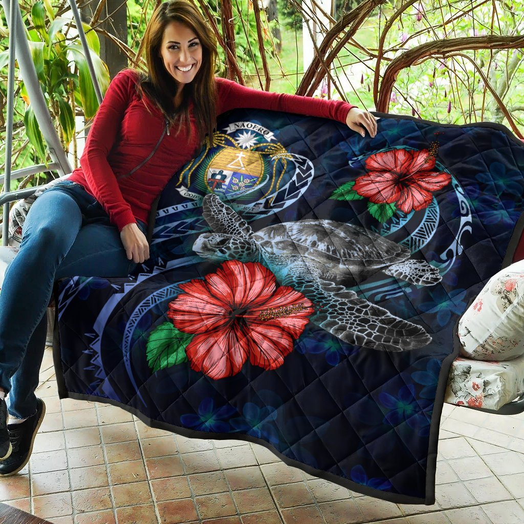Nauru Polynesian Premium Quilt - Blue Turtle Hibiscus - Vibe Hoodie Shop